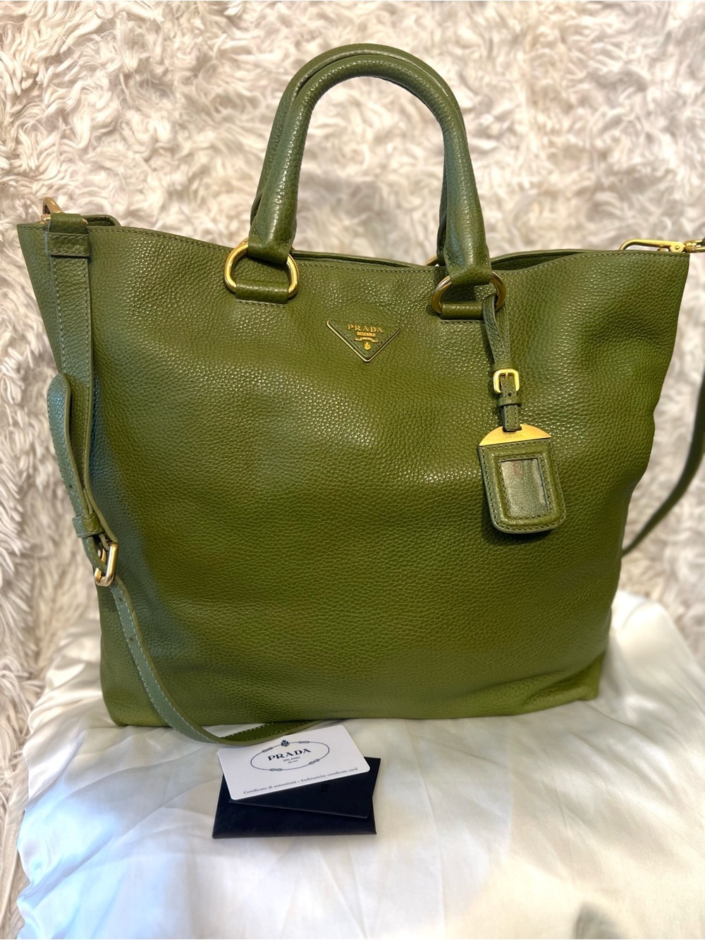 Authentic Prada Cedro Vitello Daino Leather Large Shopping Tote & Wallet. - Picture 12 of 17
